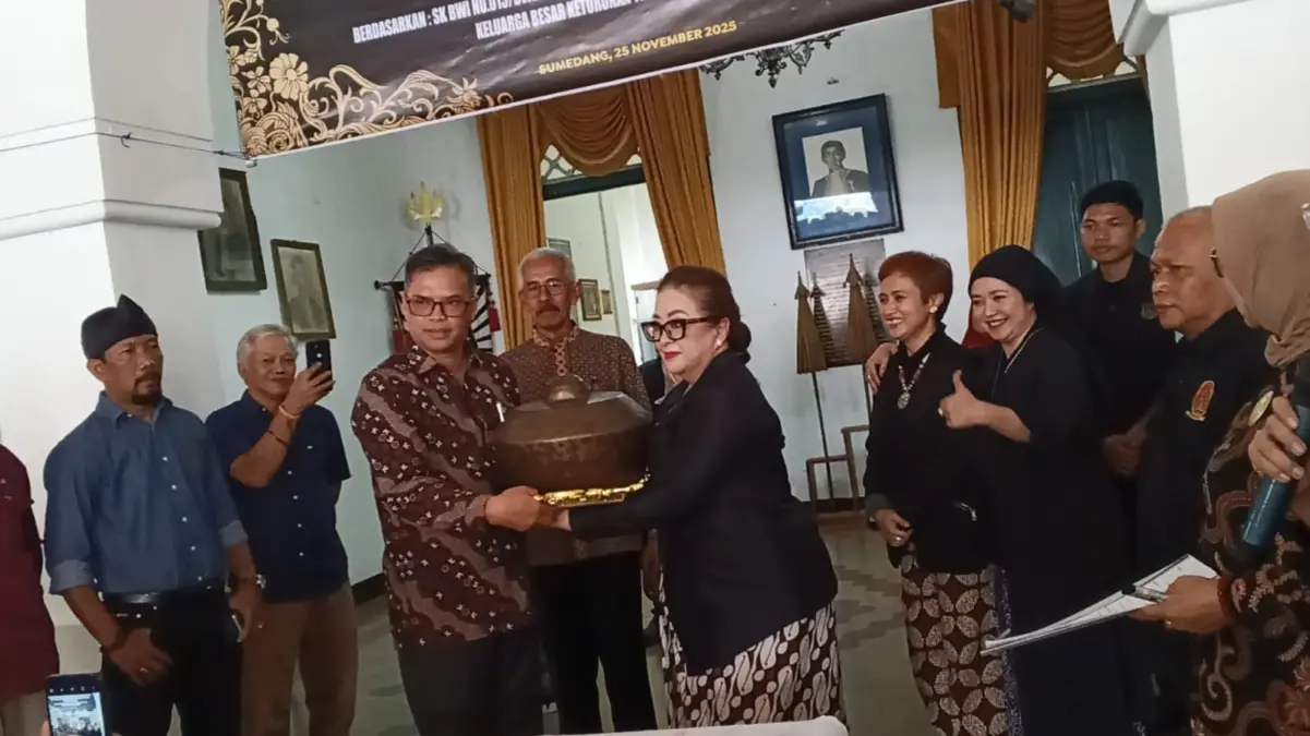 Gamelan Bersejarah Peresmian Menara Eiffel Resmi Kembali ke Sumedang