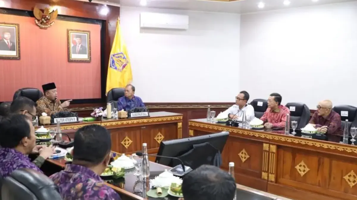 Percepat Sertifikasi Tanah, Menteri Nusron Ajak Kepala Daerah Bali Dukung Pembebasan BPHTB Percepat Sertifikasi Tanah, Menteri Nusron Ajak Kepala Daerah Bali Dukung Pembebasan BPHTB