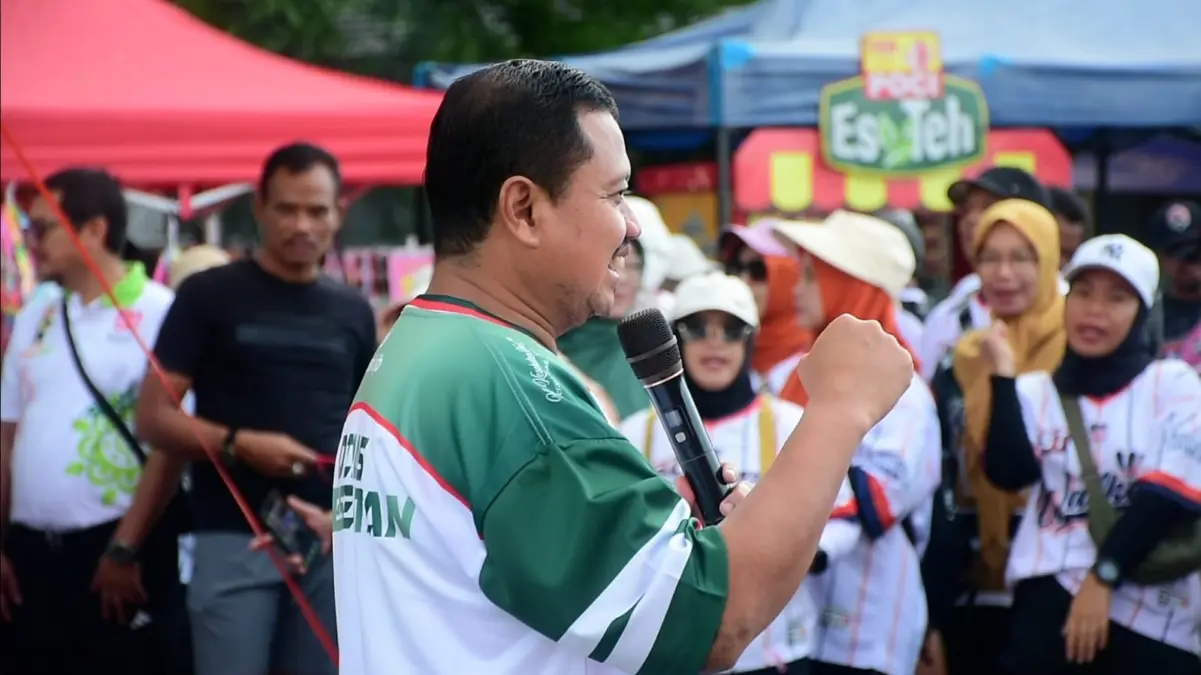 Fun Walk Warnai Puncak Peringatan Hari Kesehatan Nasional ke-61 Sumedang