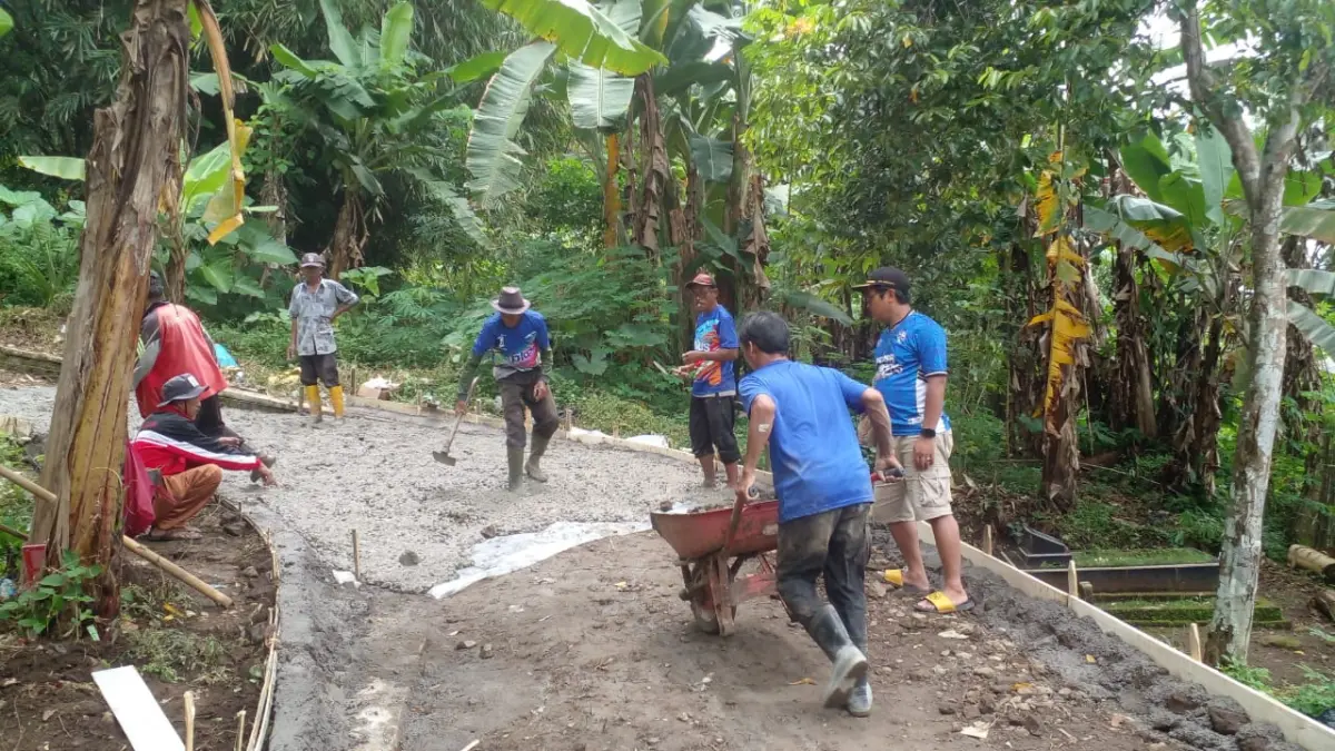 Pembangunan Jalan Desa Giriharja Dipercepat, Infrastruktur Kebonjati Mantapkan Akses ke Wisata Gunung Kacapi Pembangunan Jalan Desa Giriharja Dipercepat, Infrastruktur Kebonjati Mantapkan Akses Warga dan Wisata
