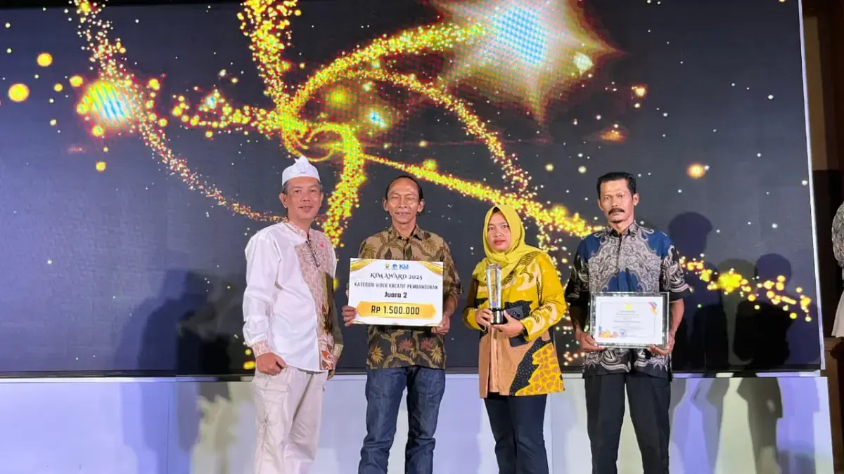 Video Sederhana Berbuah Prestasi, KIM Darmaraja Raih Juara 2 KIM Award 2025 Video Sederhana Berbuah Prestasi, KIM Darmaraja Raih Juara 2 KIM Award 2025