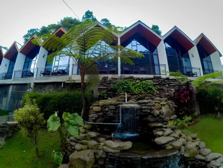 Wajib Nataru Disini! Berikut 5 Alasan Kenapa Kamu Harus Liburan Nataru di Kampung Karuhun