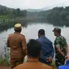 Khawatir Longsor,  Bupati Sumedang Awasi Bendung Cihamerang