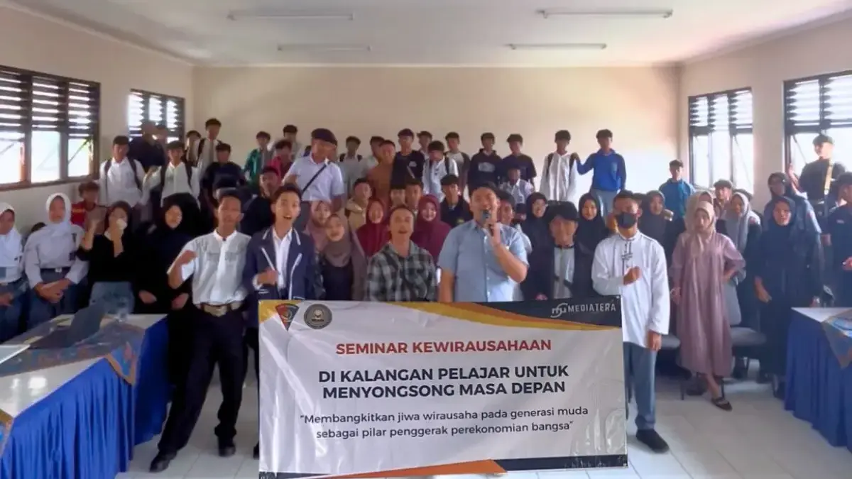 Komunitas Mediatera Bersama OSIS SMK Korpri Sumedang Gelar Seminar Kewirausahaan Pelajar