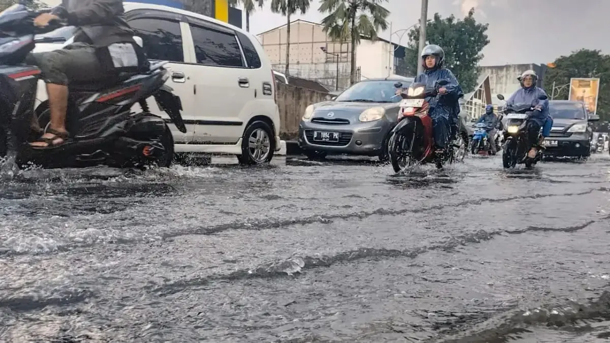 BMKG: Sumedang Catat 290.791 Sambaran Petir Terbanyak di Jawa Barat November 2025 BMKG: Sumedang Catat 290.791 Sambaran Petir Terbanyak di Jawa Barat November 2025