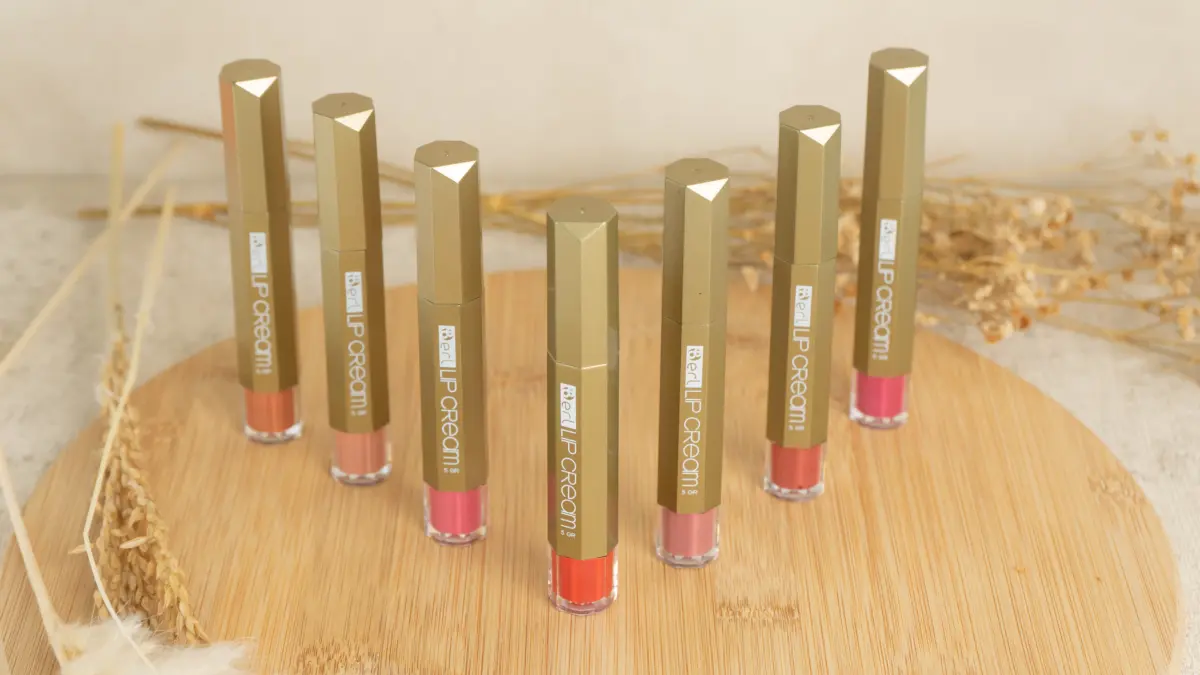 Bingung Pilih Lip Matte yang Cocok Buat Bibir Kamu? Ini Dia, 6 Rekomendasi Lip Matte yang Wajib Kamu Coba Bingung Pilih Lip Matte yang Cocok Buat Bibir Kamu? Ini Dia, 6 Rekomendasi Lip Matte yang Wajib Kamu Coba