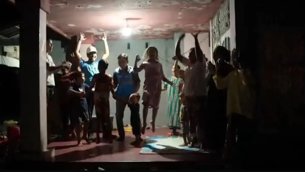 Agam Kembali Menyala, Sistem Kelistrikan Sumbar Pulih 100% Pascabencana Agam Kembali Menyala, Sistem Kelistrikan Sumbar Pulih 100% Pascabencana