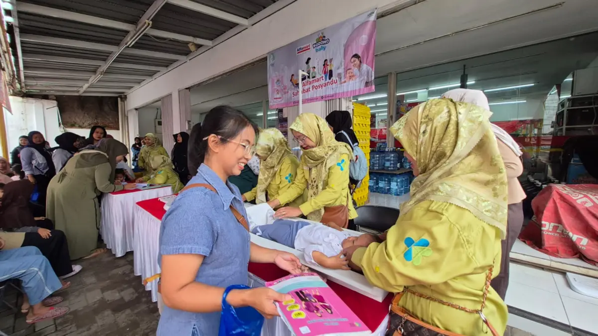 Alfamart Sahabat Posyandu Sentuh 30.000 Anak Sepanjang 2025, Kodomo Perpanjang Dukungan hingga 2026 Alfamart Sahabat Posyandu Sentuh 30.000 Anak Sepanjang 2025, Kodomo Perpanjang Dukungan hingga 2026