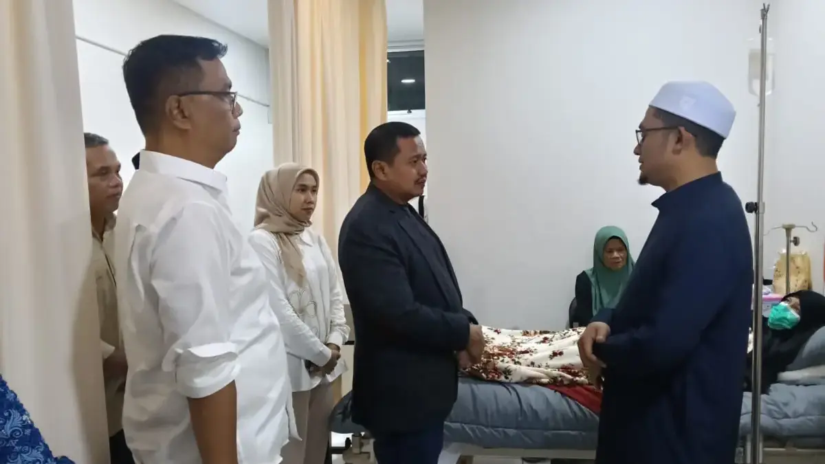 Bupati Sumedang Dony Ahmad Munir