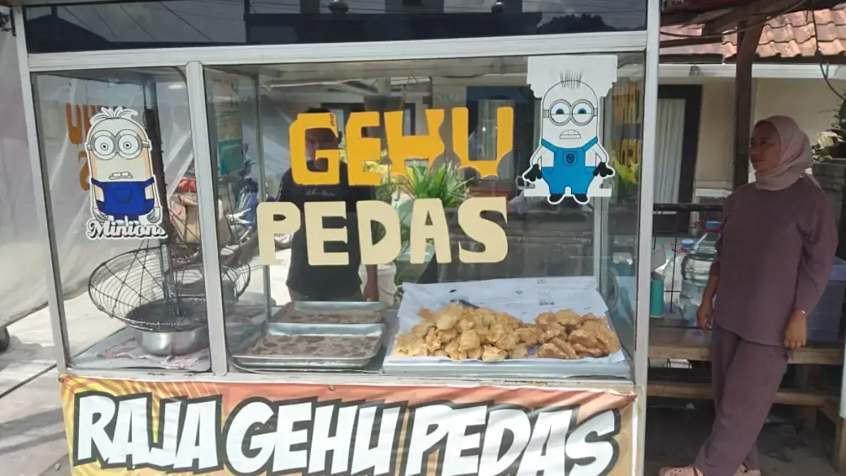 Crispy, Pedas, Murah Meriah! Raja Gehu Pedas Jadi Jajanan Favorit di Cimalaka Sumedang Raja Gehu Pedas Cimalaka