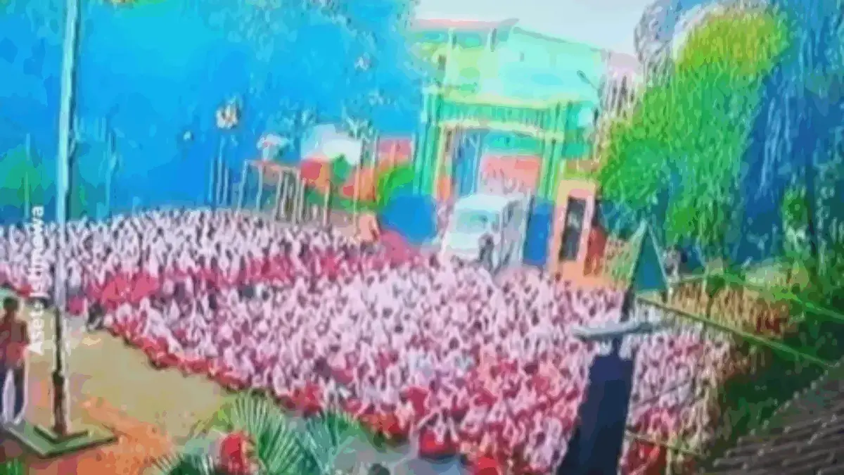 Viral, Diduga Salah Menginjak Pedal Gas, Mobil SPPG Terobos Pagar Sekolah SD di Cilincing Viral, Diduga Salah Menginjak Pedal Gas, Mobil SPPG Terobos Pagar Sekolah SD di Cilincing