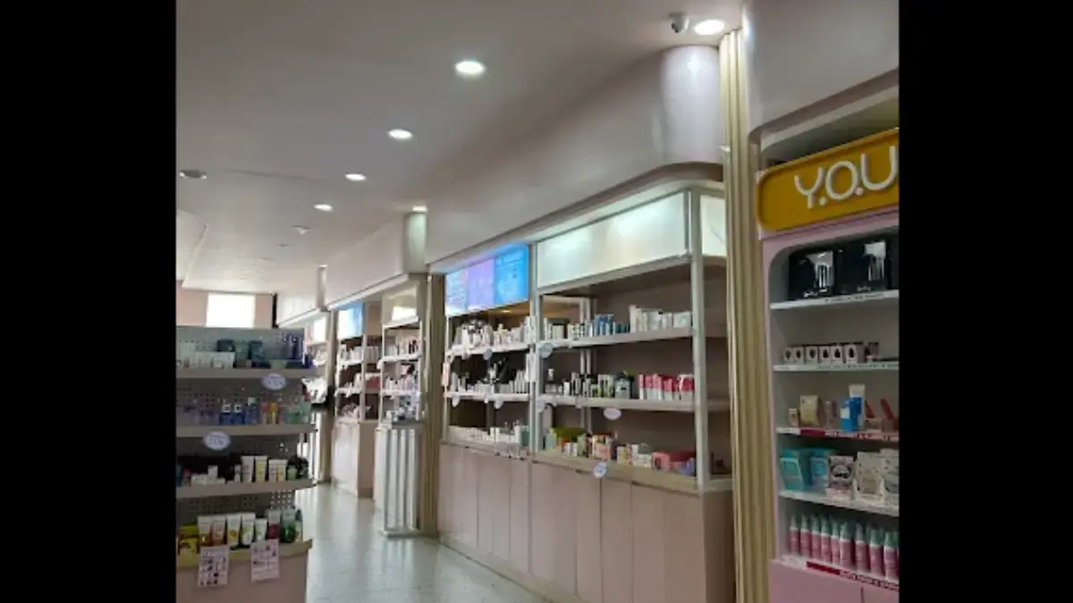 Butuh Skincare Secepat Mungkin? Berikut 7 Rekomendasi Toko Kecantikan Terdekat di Sumedang Butuh Skincare Secepat Mungkin? Berikut 7 Rekomendasi Toko Kecantikan Terdekat di Sumedang