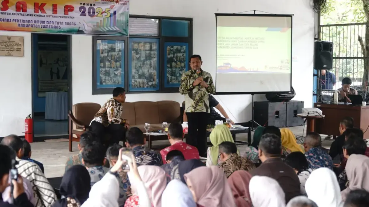 Bupati Dony Ahmad Munir Tekankan DPUTR Harus Kerja Lebih Cepat