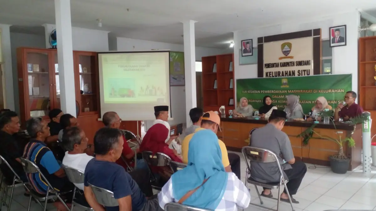 Kelurahan Situ Gelar Pembinaan RW untuk Peningkatan Kapasitas Kelembagaan