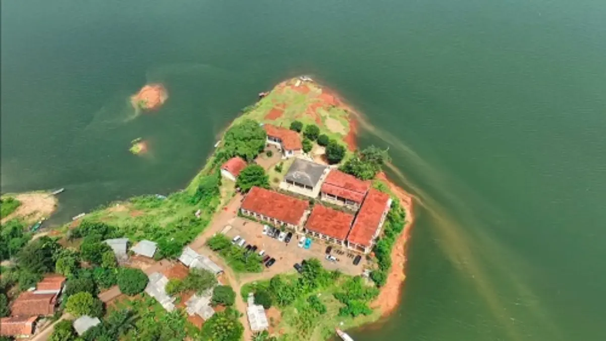 Kawasan Wisata Kampung Buricak Burinong Cisema