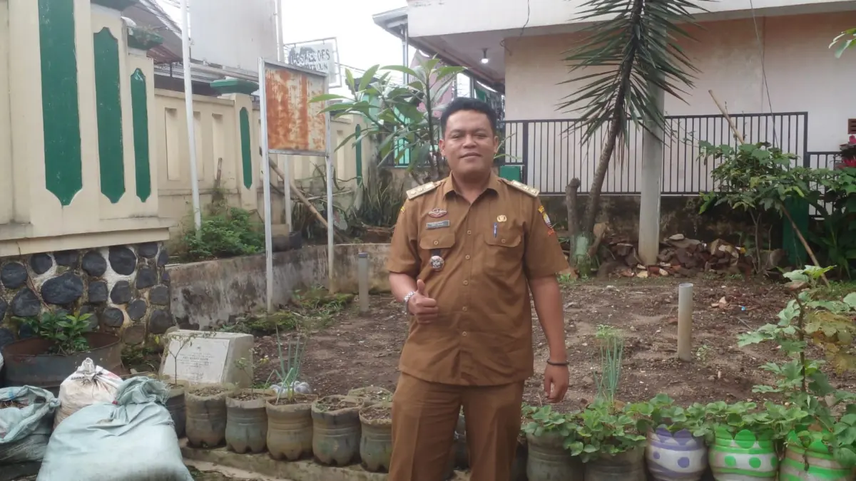 Kelurahan Talun Dorong Kemandirian Warga Lewat Budidaya Ikan dan Ubi Cilembu Kelurahan Talun Dorong Kemandirian Warga Lewat Budidaya Ikan dan Ubi Cilembu