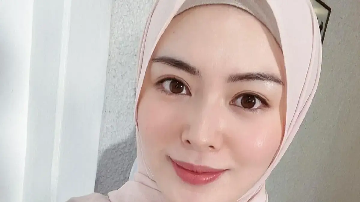 Face Mist vs Setting Spray: Jangan Salah Pilih untuk Kulit Glowing