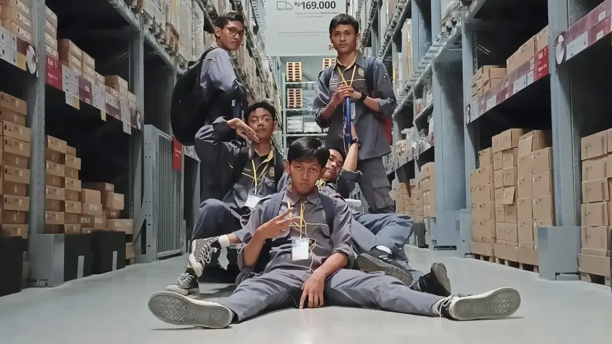 Cara Membangun Motivasi Kerja di PT agar Tetap Semangat Setiap Hari Cara Membangun Motivasi Kerja di PT agar Tetap Semangat Setiap Hari