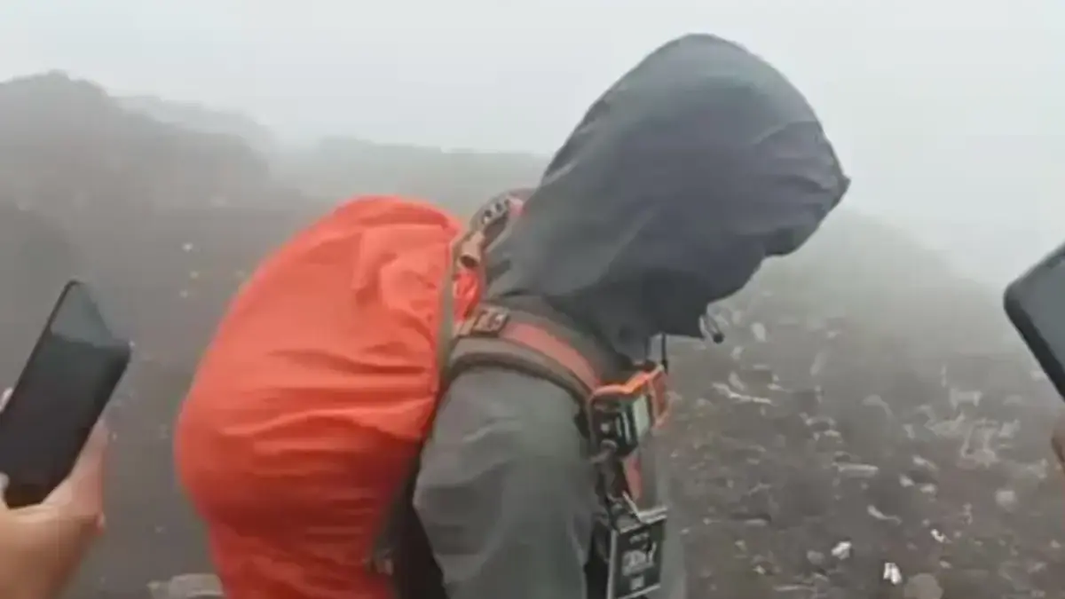 Pendaki Hilang di Gunung Slamet Akhirnya Ditemukan Dalam Kondisi MD, Setelah Hilang 17 Hari