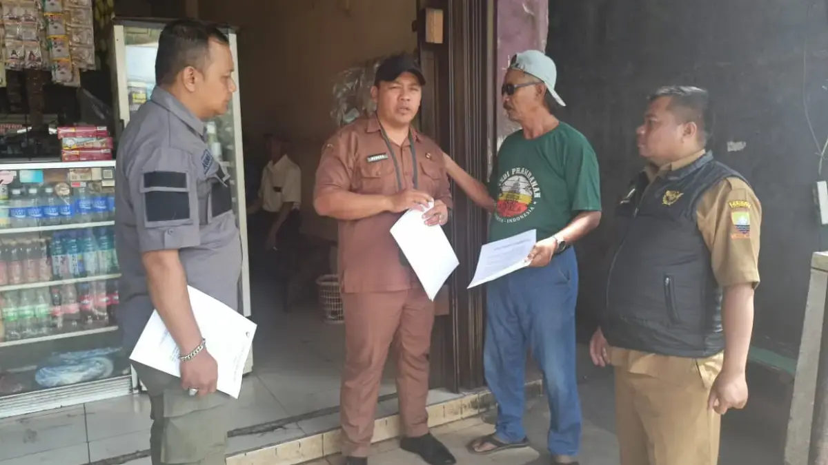 PKL di Jalur Gate 6 Kahatex hingga Parakanmuncang Dilarang Berjualan, Penertiban Segera Dilakukan PKL Kahatex