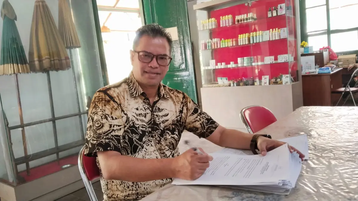 Ketua Yayasan Nazhir Wakaf Pangeran Sumedang, R. Lucky Djohari Soemawilaga yang juga sebagai Radya Anom Kerato