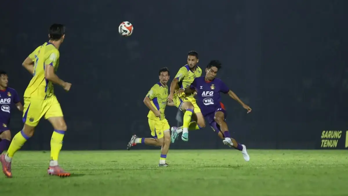 Persib Bandung vs Persik Kediri