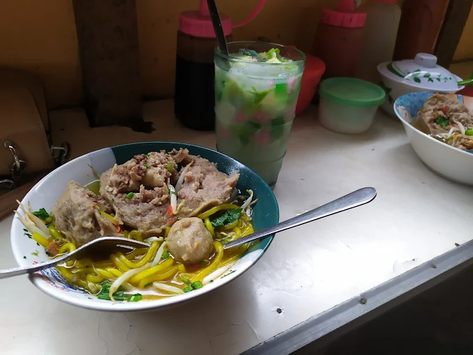 Warung Bakso Hits di Kabupaten Sumedang