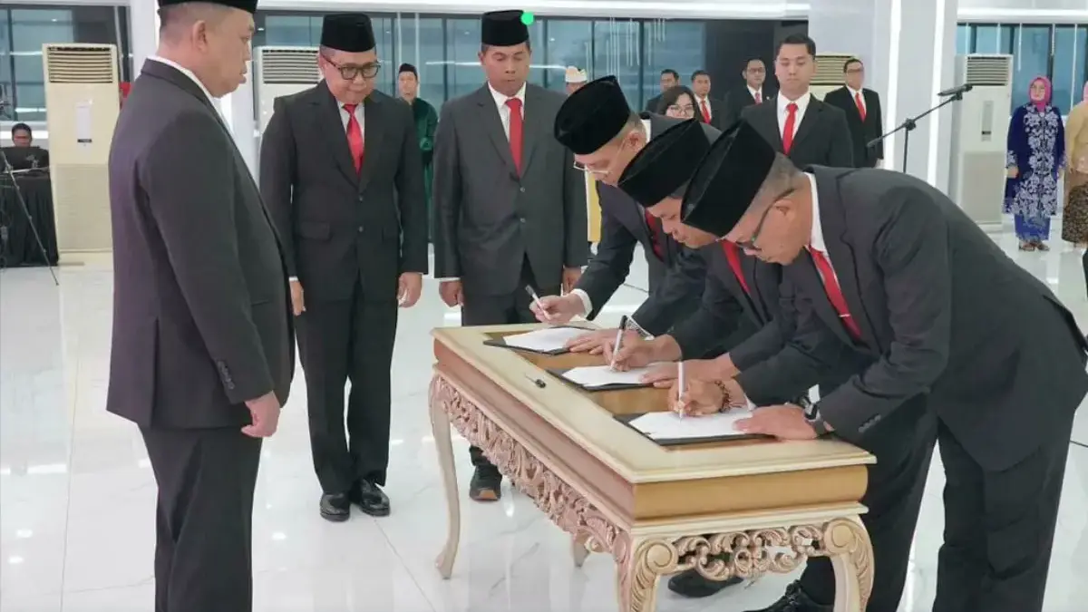 Mentri Nusron Lantik Pejabat Struktural Kementrian ATR /BPN, Permudah Urusan Masyarakat Dalam Pertanahan Mentri Nusron Lantik Pejabat Struktural Kementrian ATR /BPN, Permudah Urusan Masyarakat Dalam Pertanahan