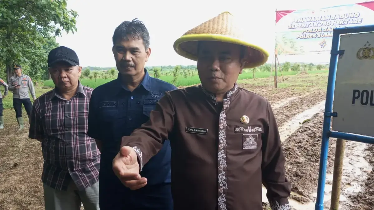 Kepala Dinas Pertanian dan Ketahanan Pangan Kabupaten Sumedang,
