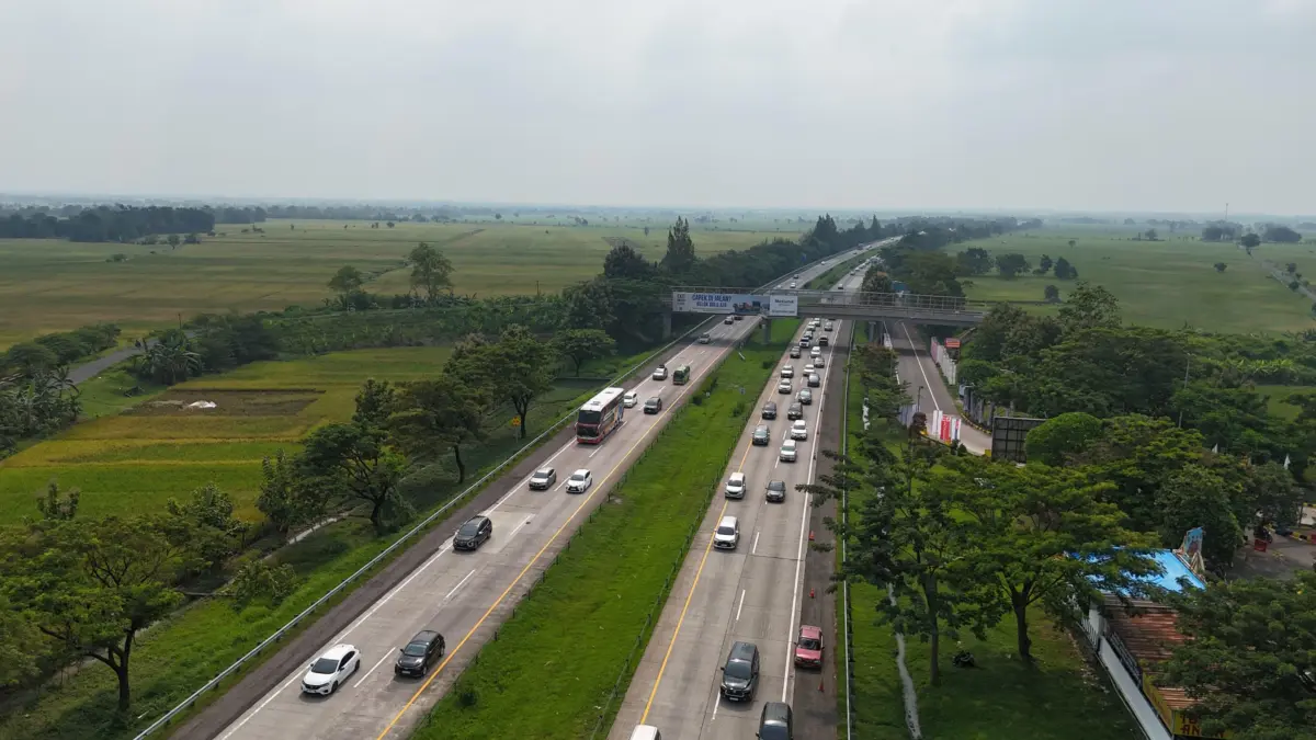 Arus One Way Tol Cipali Meningkat di H-3 Lebaran, 77 Ribu Kendaraan Melintas 