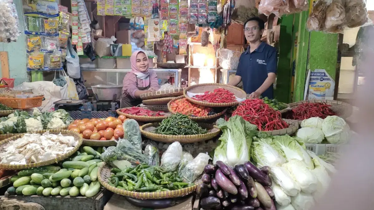Harga cabai rawit merah di wilayah Cimanggung, Kabupaten Sumedang, masih bertahan di angka Rp80.000 per kilogr