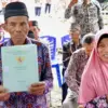 Akhir Perjuangan Panjang, Sertipikat Tanah Mbah Tupon Kembali ke Tangan yang Berhak