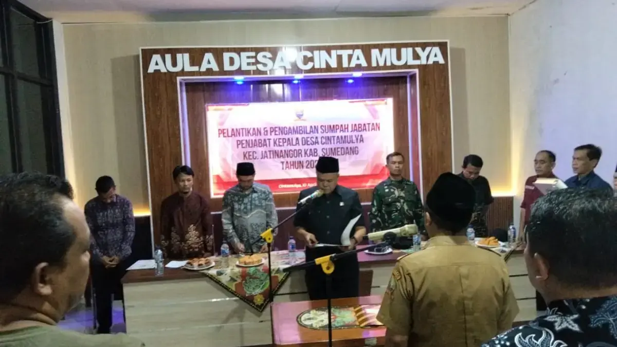 Setelah pengunduran diri kepala desa sebelumnya, pemerintah memastikan roda pemerintahan tetap berjalan melalu
