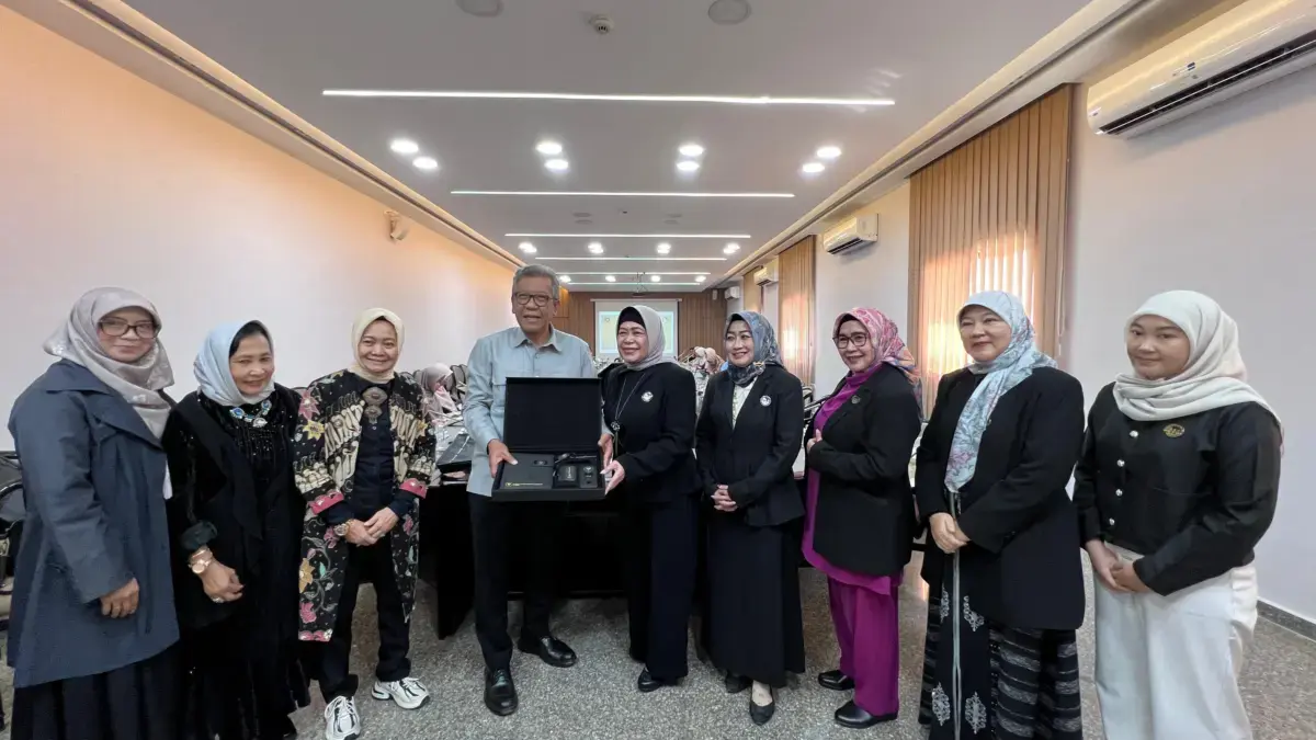Anggota DPRD Kabupaten Sumedang, Sonia Sugian, menjalani kunjungan istimewa ke Mesir. (ISTIMEWA)