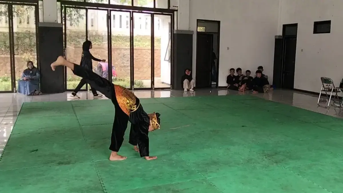 Tak Puas Hasil Seleksi, Orang Tua Siswa Tuntut Transparansi Juri Tak Puas Hasil Seleksi, Orang Tua Siswa Tuntut Transparansi Juri