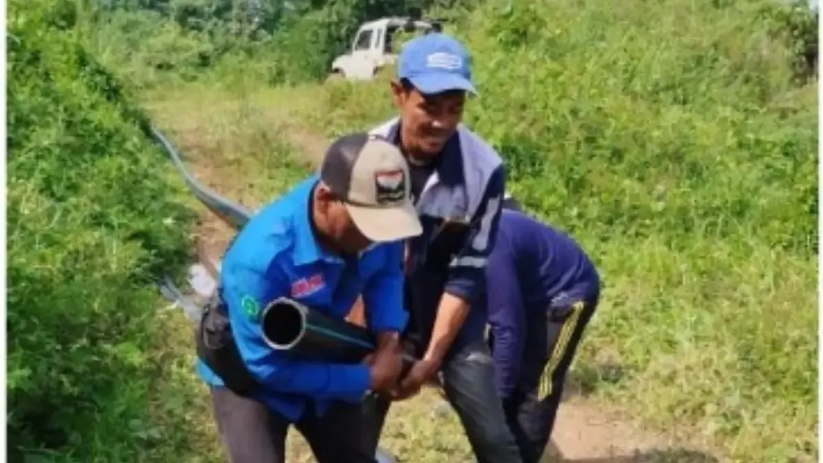 Perkuat Ketahanan Distribusi, Perumda Tirta Medal Bangun Jalur Transmisi Cadangan di Zona Rawan Longsor Perkuat Ketahanan Distribusi, Perumda Tirta Medal Bangun Jalur Transmisi Cadangan di Zona Rawan Longsor