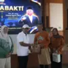 Bupati Sumedang Dony Ahmad Munir, saat melepas Kepala Dinas Komunikasi dan Informatika, Persandian dan Statist