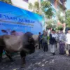 Serahkan Hewan Kurban ke Ponpes Darunnajah, Menteri Nusron: Iduladha Jadi Momentum Mempererat Kebersamaan