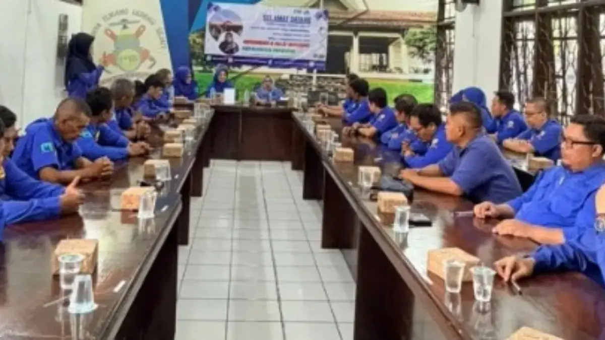 Sebanyak 26 karyawan dan karyawati Perumda Air Minum Tirta Medal Kabupaten Sumedang mengikuti tes tulis sebag