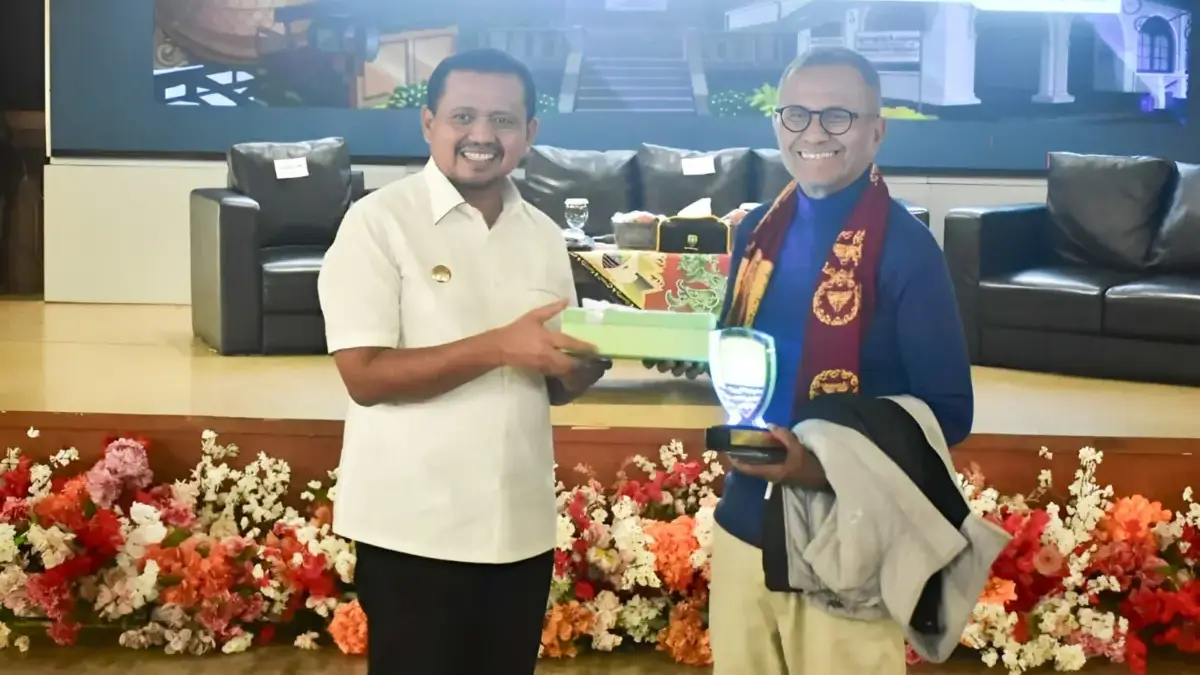 Bupati Dony Hadirkan Dahlan Iskan, ASN Sumedang Didorong Bangun Birokrasi Gesit dan Berorientasi Hasil Bupati Dony Hadirkan Dahlan Iskan, ASN Sumedang Didorong Bangun Birokrasi Gesit dan Berorientasi Hasil