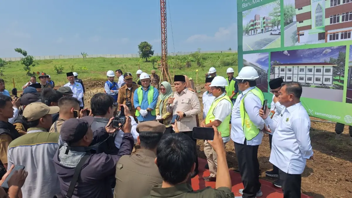 Ground Breaking MAN IC Sumedang, Wamenag Puji Dony Ahmad Munir: Bupati Muda yang Serius Bangun Pendidikan