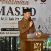 Wakil Bupati Sumedang M. Fajar Aldila mengajak seluruh masyarakat Desa Cibitung, Kecamatan Buahdua, untuk bers