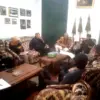 Tim Ahli Cagar Budaya (TACB) memastikan Mahkota Binokasih Sanghyang Pake tetap dalam kondisi utuh usai mengiku