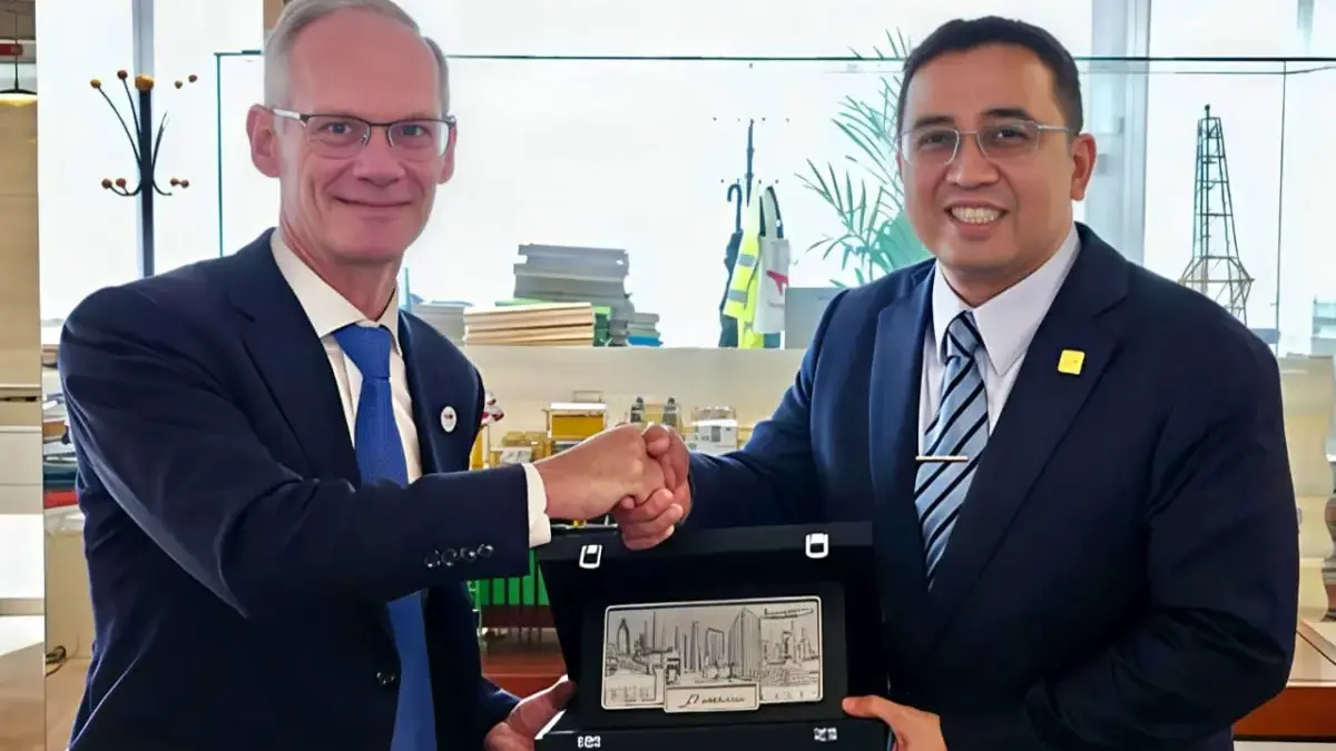 Pertamina dan SLB Perkuat Kolaborasi dalam Teknologi Hulu dan Solusi Rendah Karbon Pertamina dan SLB Perkuat Kolaborasi dalam Teknologi Hulu dan Solusi Rendah Karbon