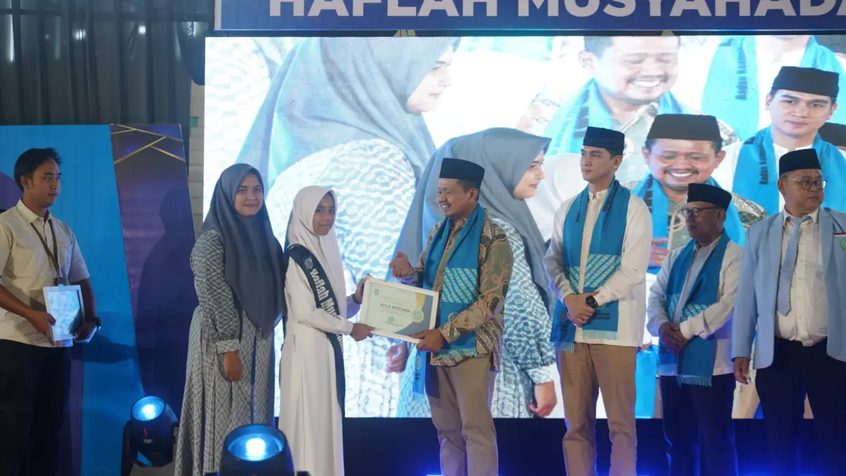 Haflah Musyahadah BKPRMI Sumedang, Bupati: Awal Membangun Generasi Qur'ani Berakhlak Mulia Haflah Musyahadah BKPRMI Sumedang, Bupati: Awal Membangun Generasi Qur\'ani Berakhlak Mulia