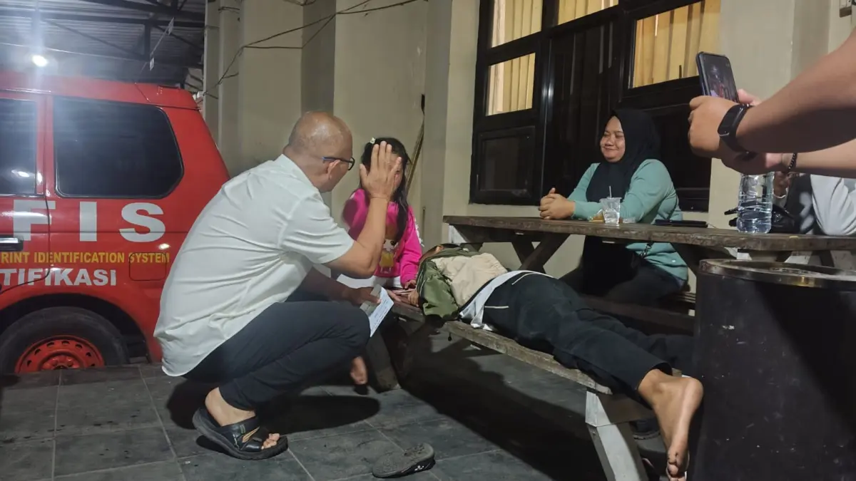 Dua Bocah Kakak Beradik Jadi Korban Teror Air Keras, Penyelidikan Polisi Tertuju ke Lingkungan Keluarga Dua Bocah Kakak Beradik di Sumedang Jadi Korban Teror Air Keras, Penyelidikan Polisi Tertuju ke Lingkungan Kel