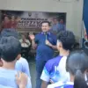 Bupati Dony Ahmad Munir saat memberikan motivasi kepada para atlet