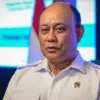 Kepala BGN, Dadan Hindayana di Berhentikan oleh Presiden Prabowo
