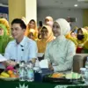 Wakil Bupati Sumedang M Fajar Aldila didampingi Wakil Ketua TP PKK Astria Dita Oktavia Menghadiri Milad Aisyiy
