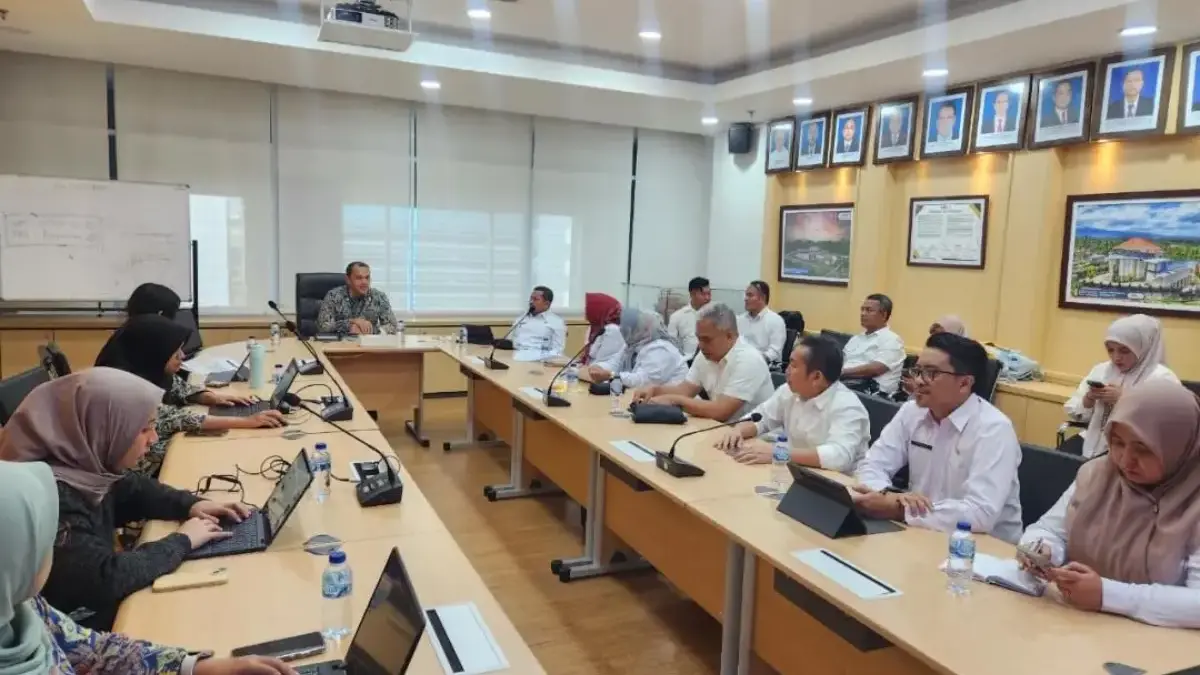 Dirut Perumda Tirta Medal Dampingi Bupati Sumedang Matangkan Rencana SPAM Bojong Terong di Kementerian Direktur Utama Perumda Tirta Medal Dampingi Bupati Sumedang Matangkan Rencana SPAM Bojong Terong di Kementeria